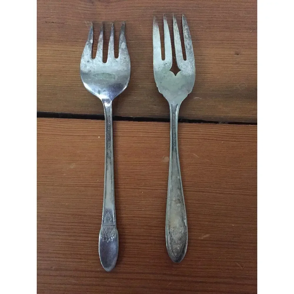 Lot 17 pc Vintage Mixed Sheffield England WM Rogers Hilton Silverplate Flatware